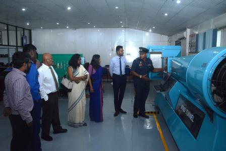 The Representatives from Export Development Board, University of Moratuwa, University of Ruhuna and Ocean University, Sri Lanka visited Laboratory & Training facilities at KDU.  | FOE, KDU